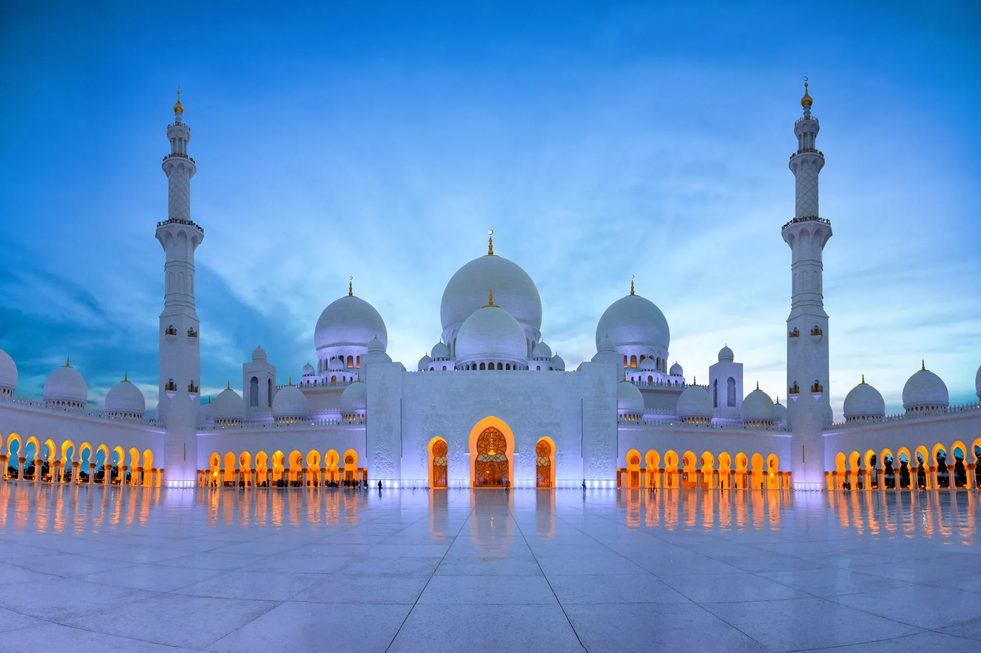 Abu Dhabi Grand Mosque City Tour