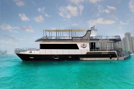 85 Ft Luxury Yacht Rental